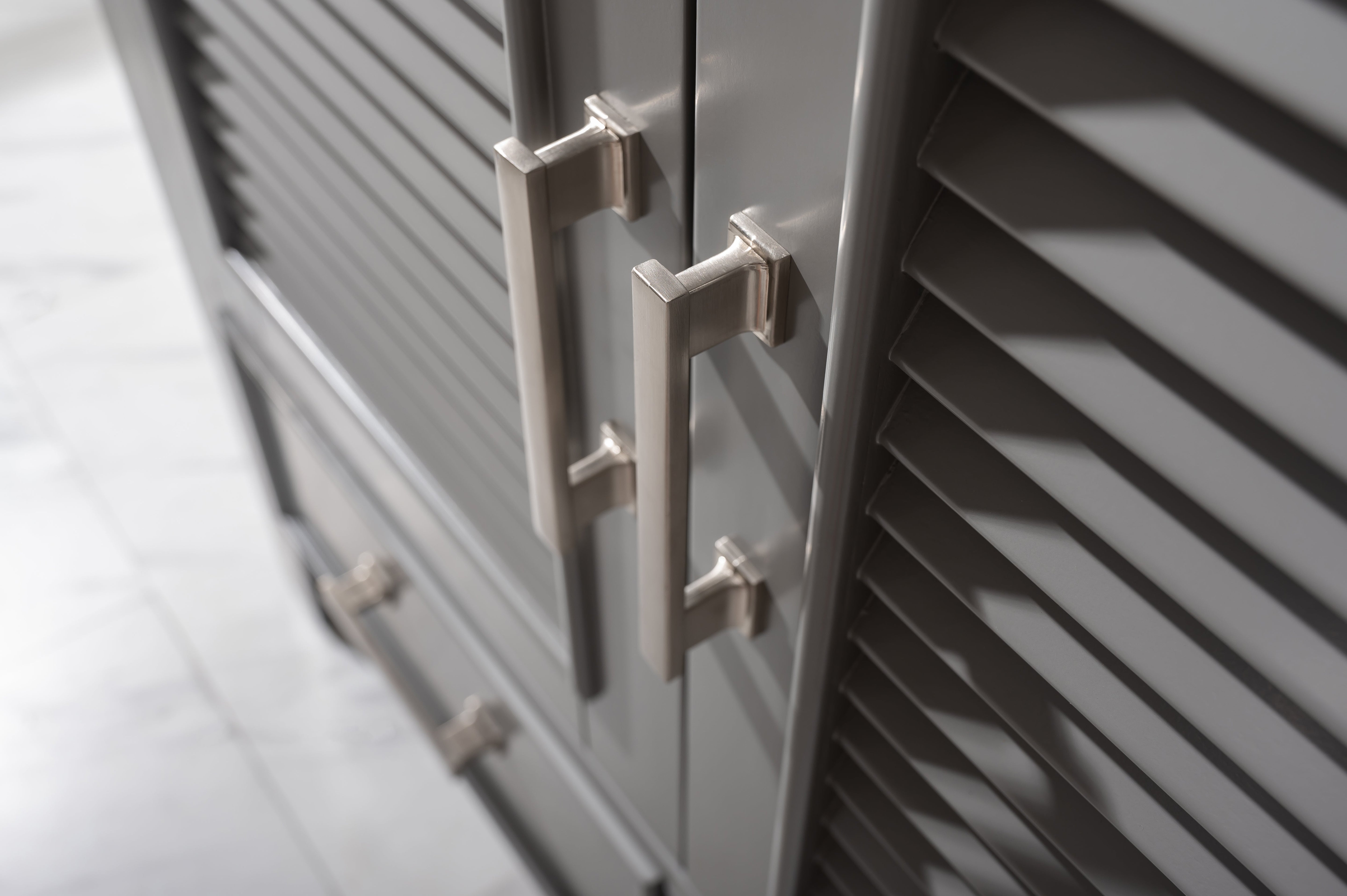 Estate 36" Single Vanity with White Quartz Top-Frovial