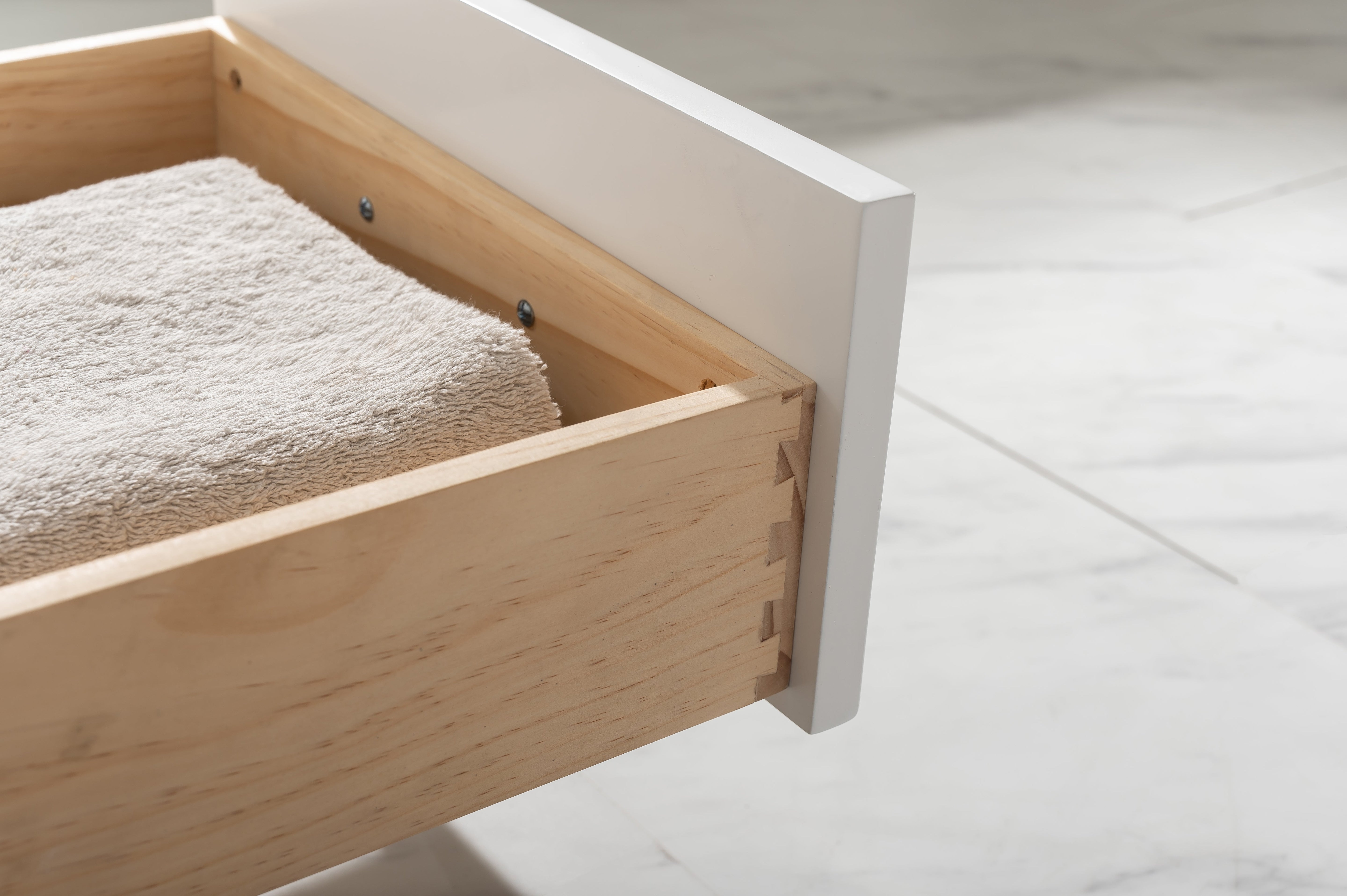 Estate 36" Single Vanity with White Quartz Top-Frovial