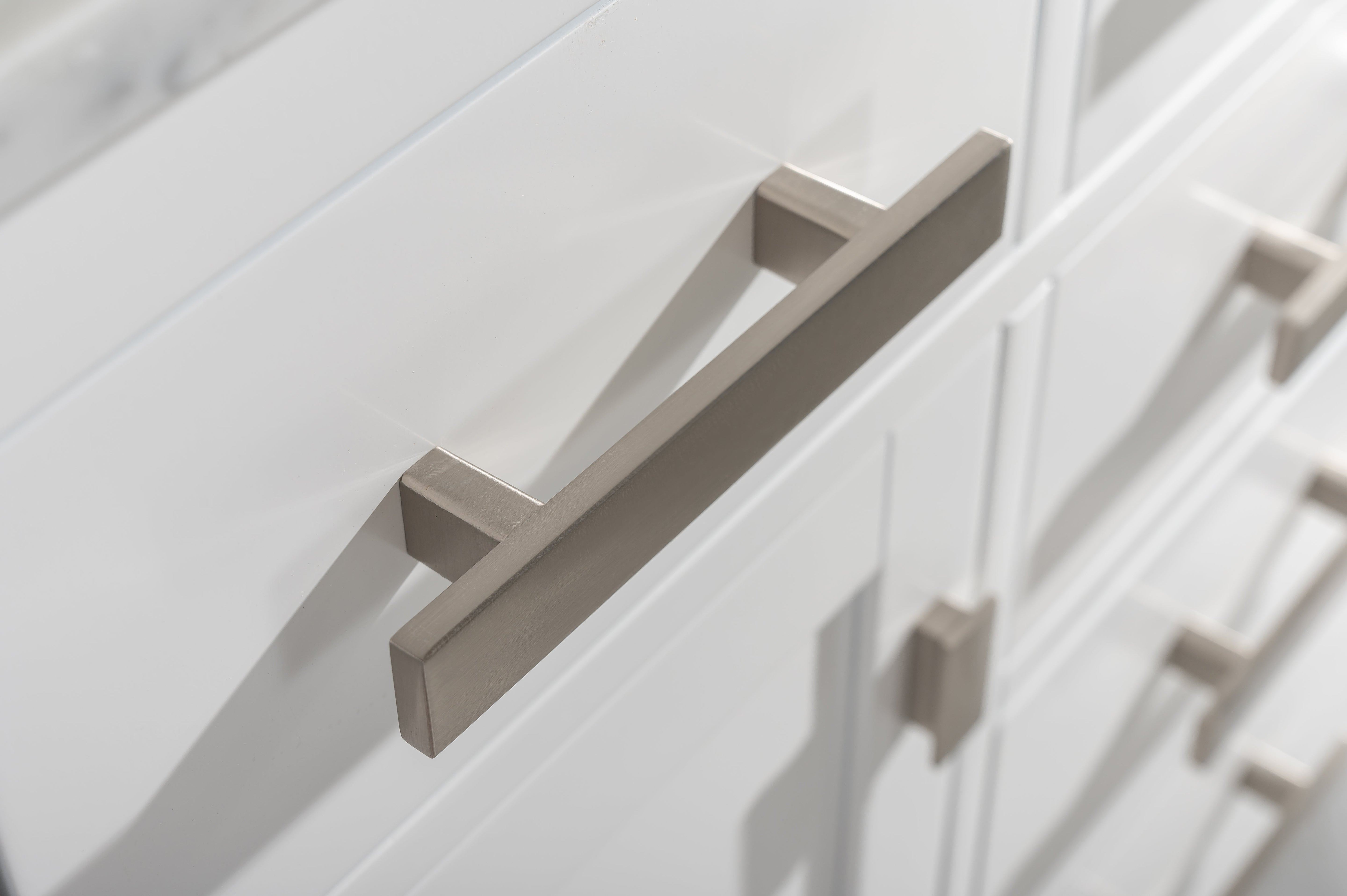 Valentino 42" Single Sink Vanity with White Quartz Top-Frovial