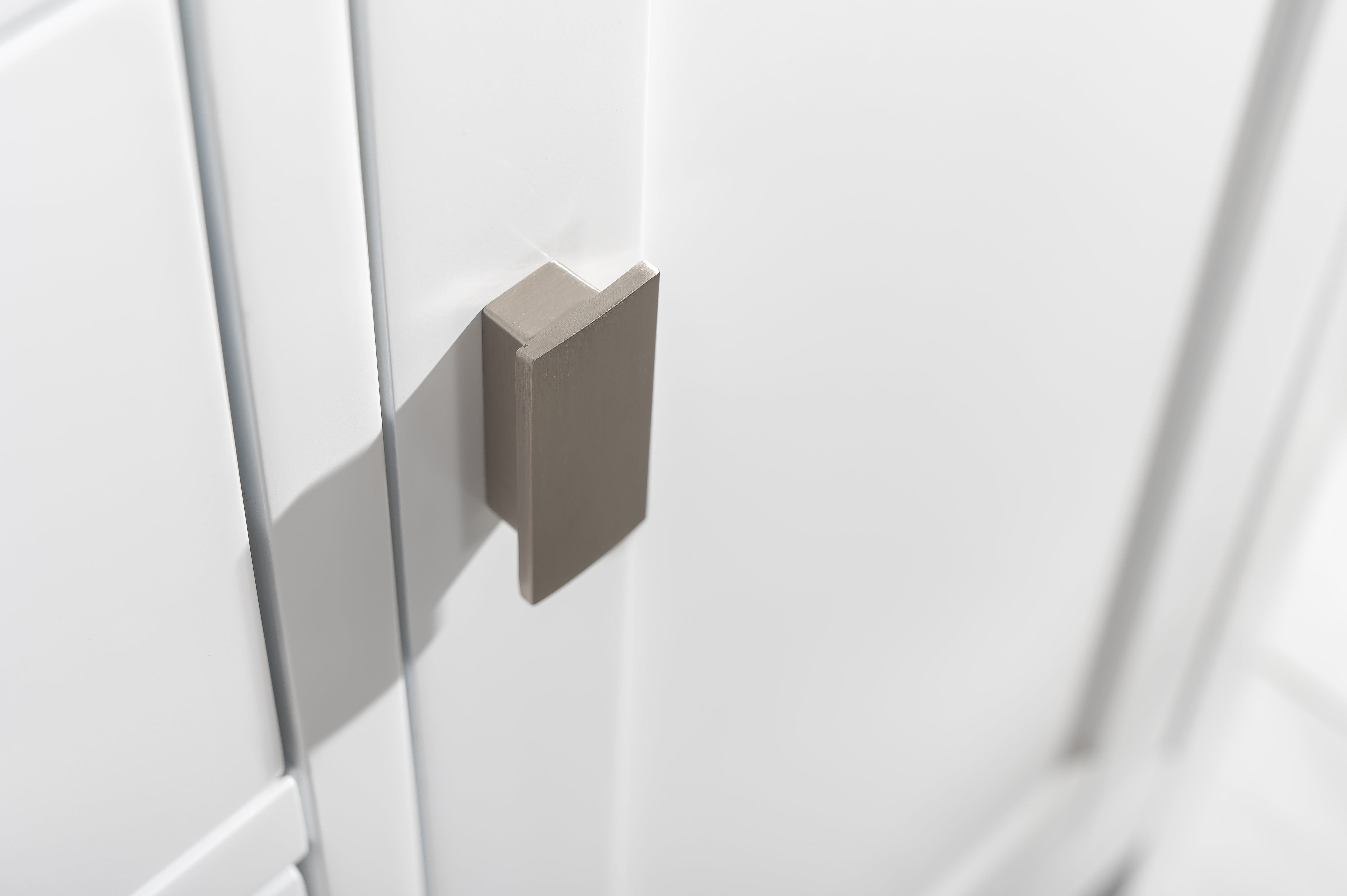 Valentino 42" Single Sink Vanity with White Quartz Top-Frovial