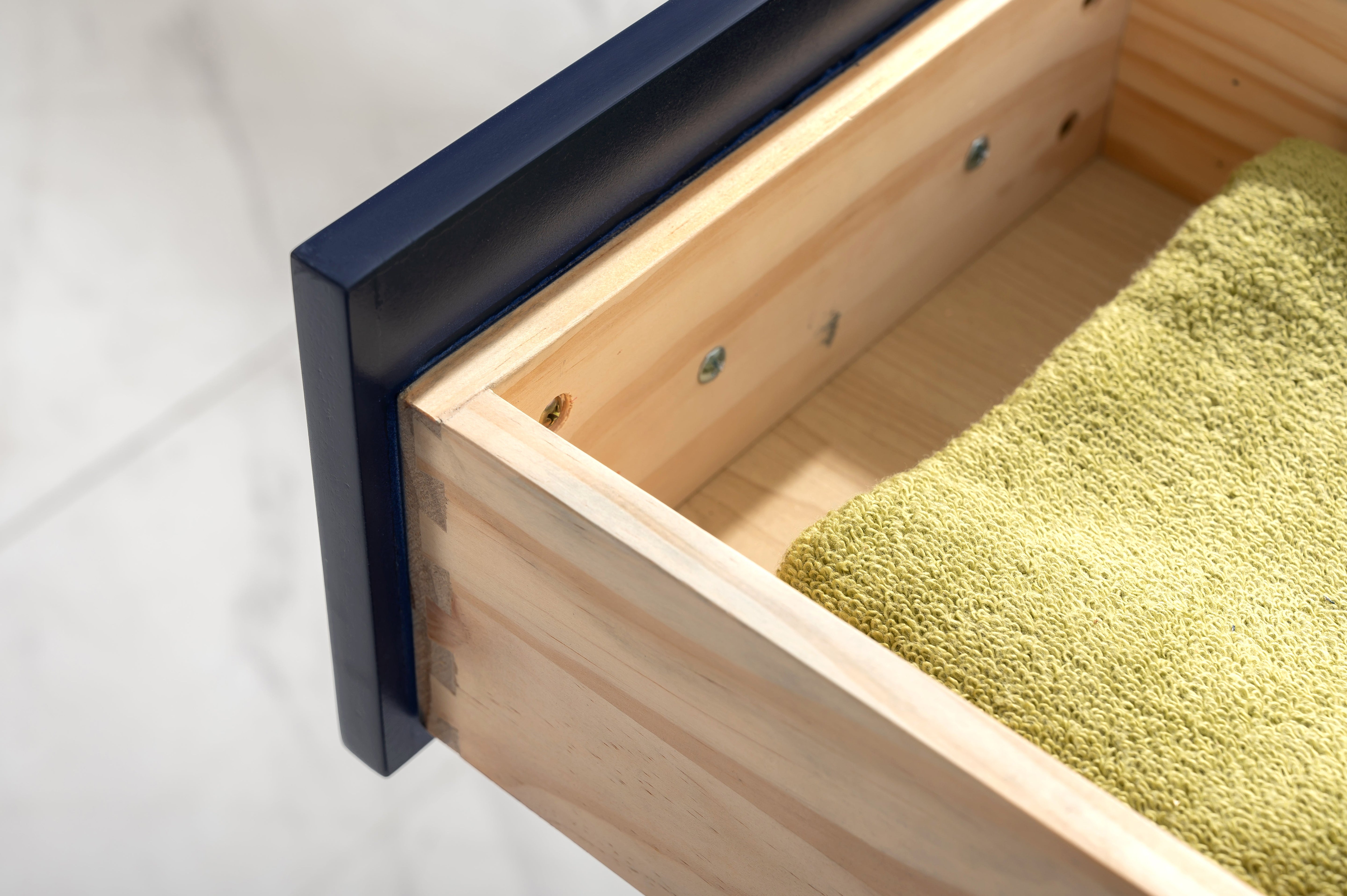 Valentino 48" Single Sink Vanity with White Quartz Top-Frovial